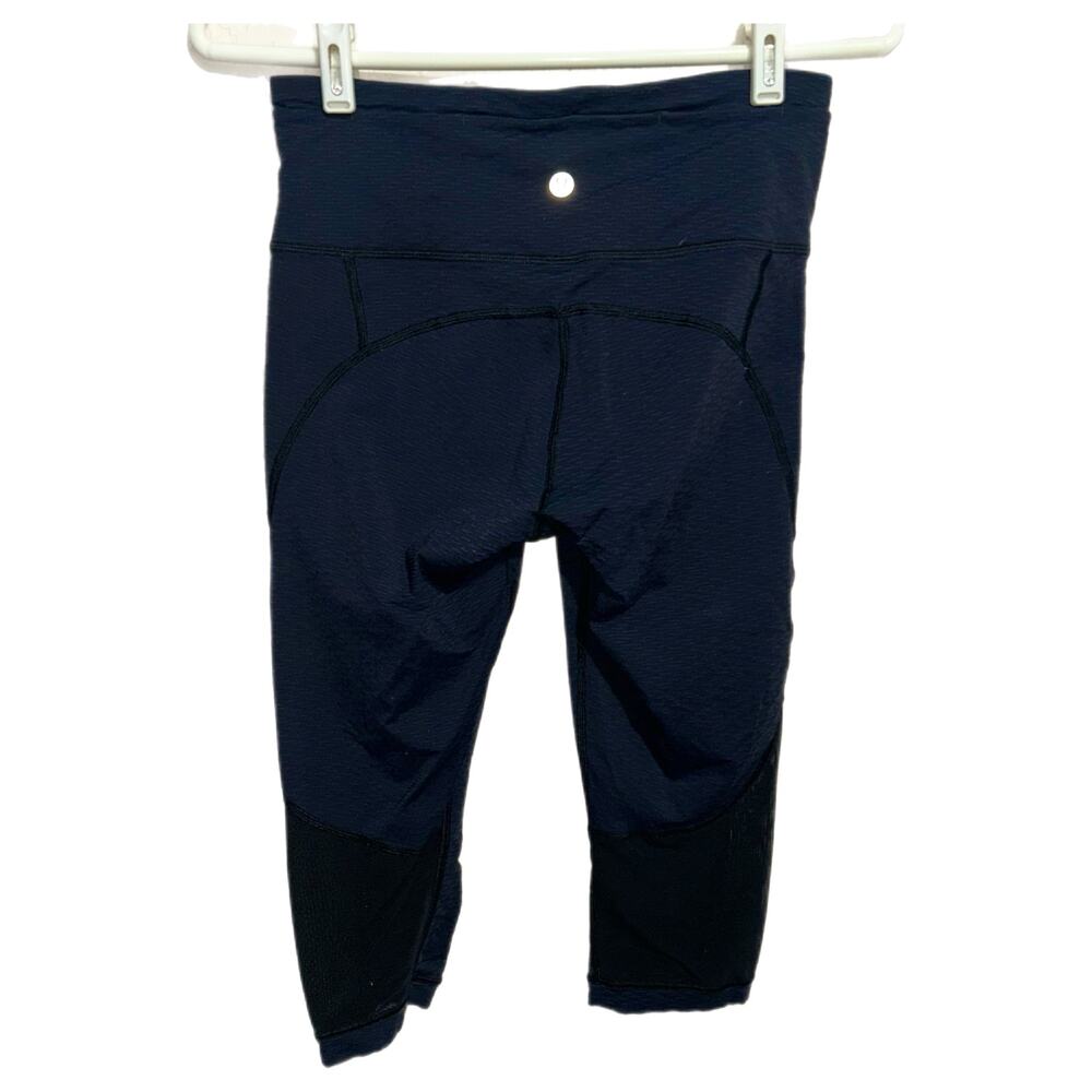 Lululemon athletica Free Runner Crop Leggings Women's 6 Nazy